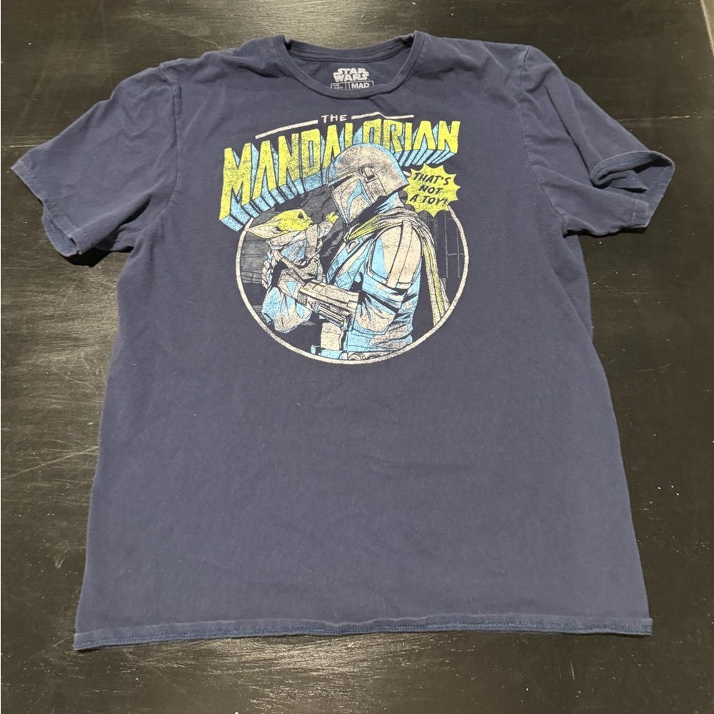 The Mandalorian Star Wars Tee - Size L